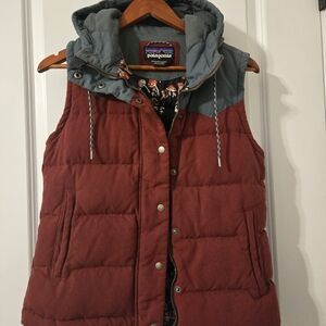 Patagonia Women's Red and Gray Puffer Vest